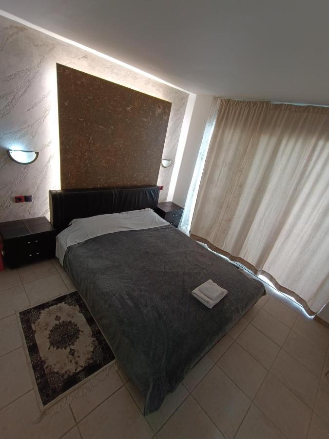 קרמסטי Azalea Garden Apartment With Mountain View מראה חיצוני תמונה