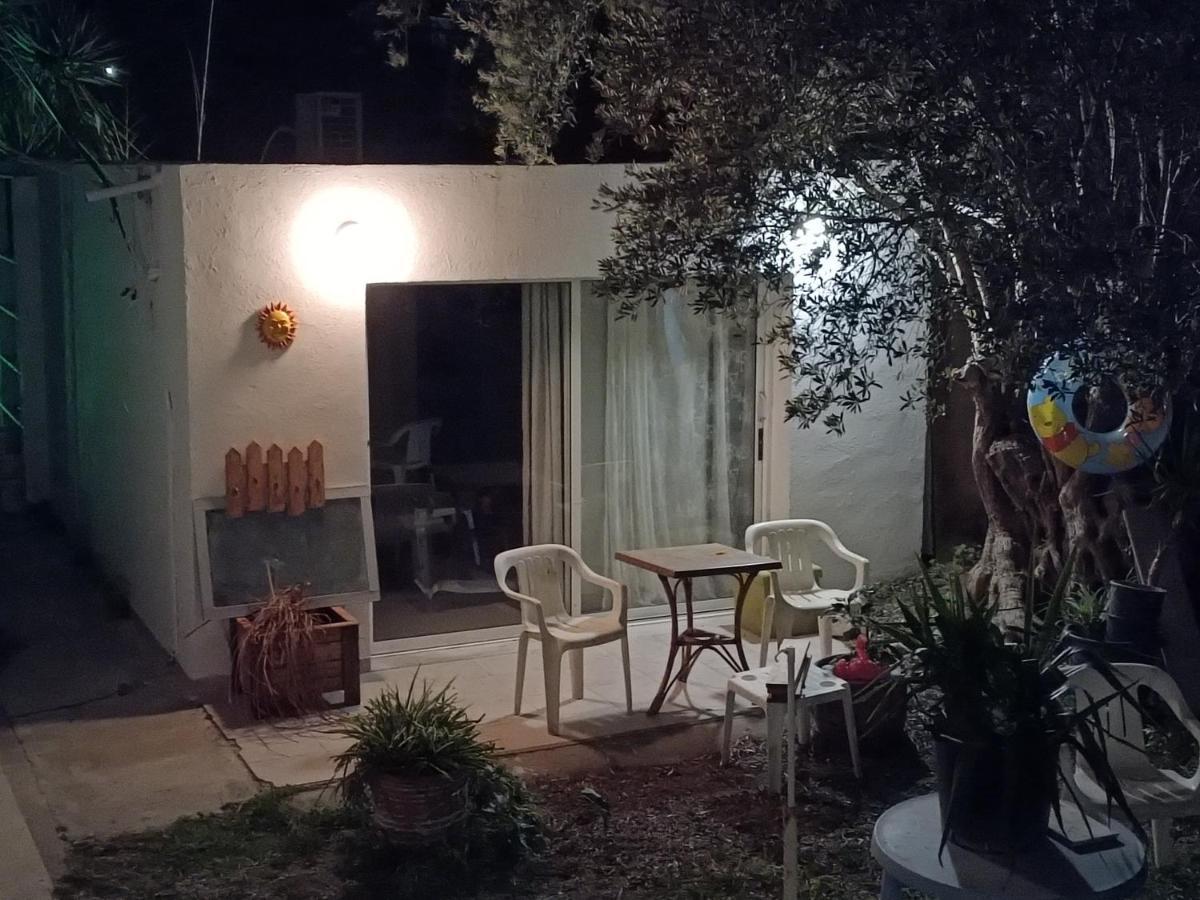 קרמסטי Azalea Garden Apartment With Mountain View מראה חיצוני תמונה