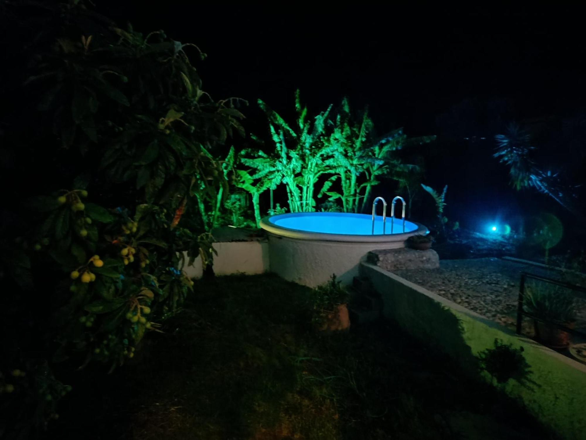 קרמסטי Azalea Garden Apartment With Mountain View מראה חיצוני תמונה
